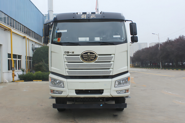 混動(dòng)攪拌車(chē)強(qiáng)勁優(yōu)勢(shì)詳解！攪拌車(chē)主新選擇！